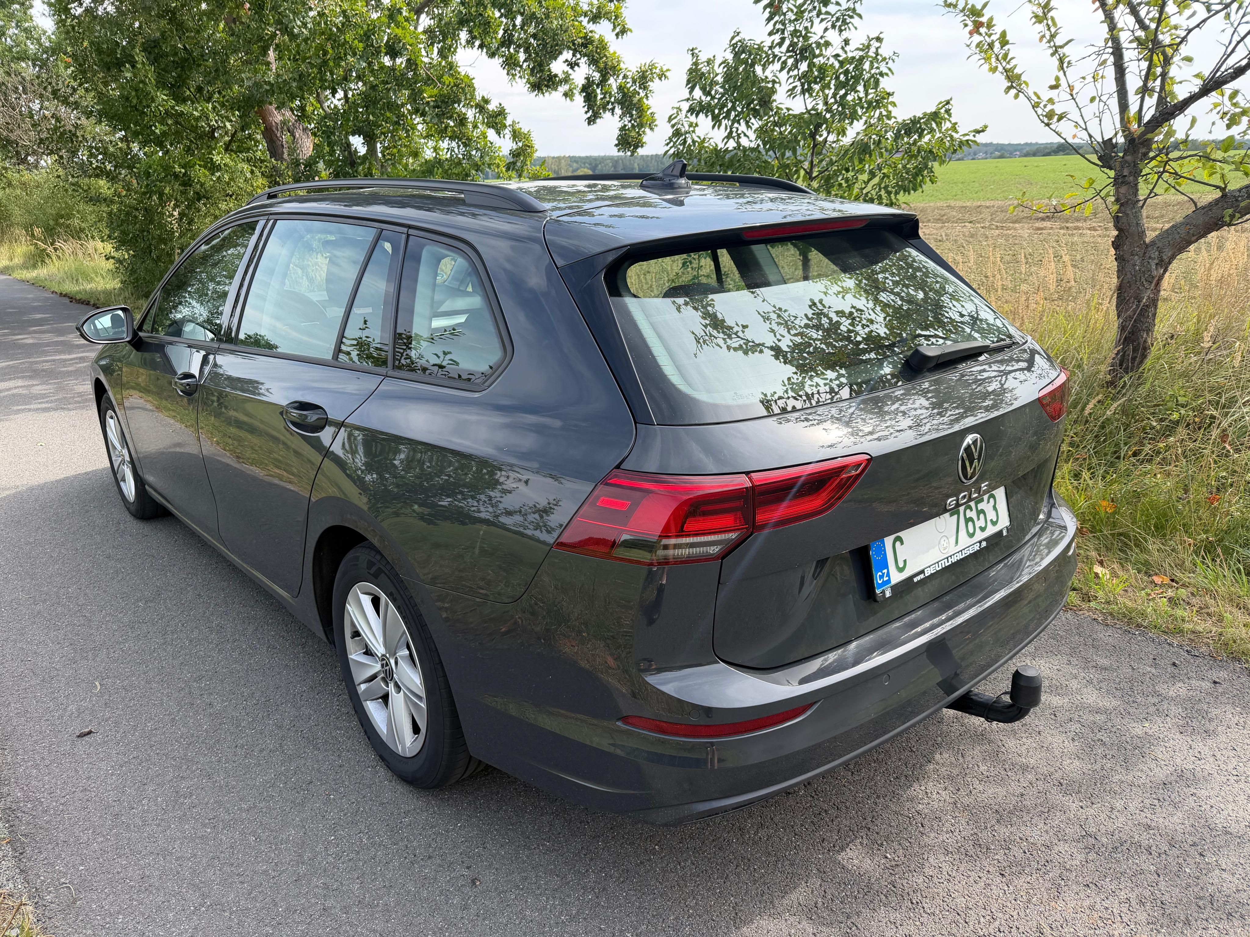 Volkswagen Golf, 2,0TDi 110kW Life - fotka 4