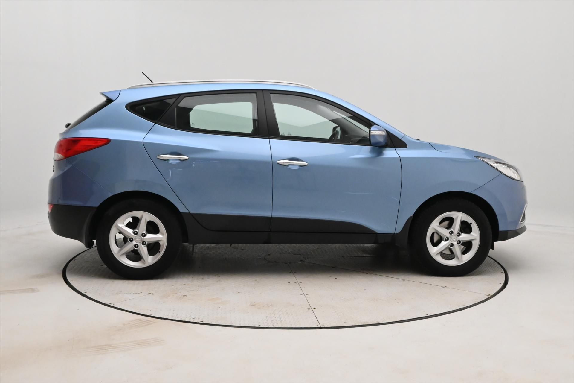 Hyundai ix35, 1,7 CRDi 85 kW Tažné Záruka - fotka 4