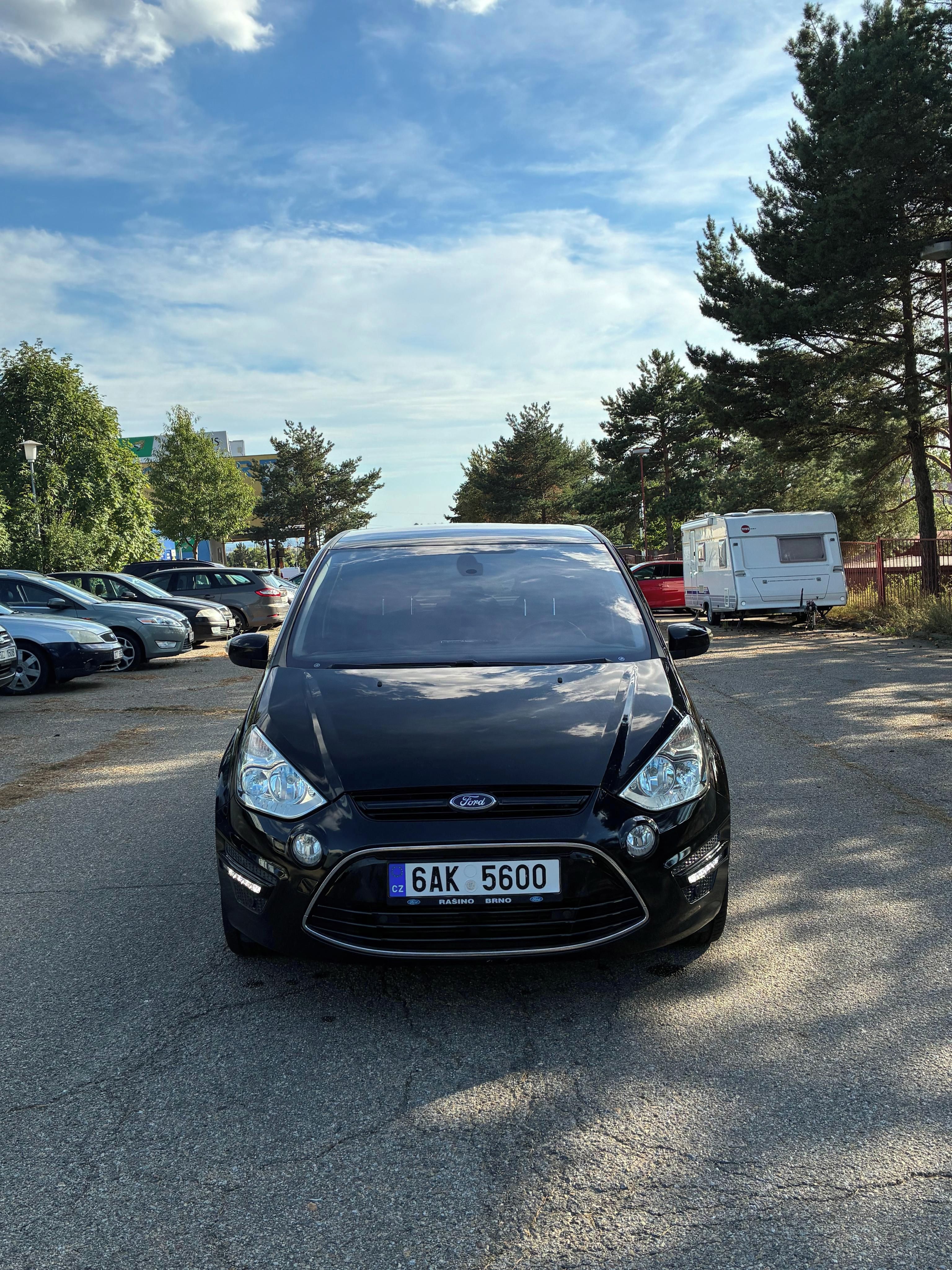 Ford S-MAX, Ford S-MAX 2.0 TDCI 120kw - fotka 2