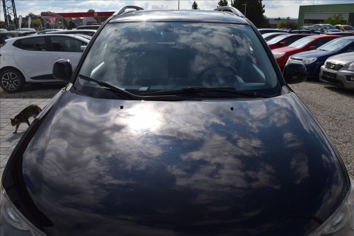 Mitsubishi Outlander, 2,2 d 115KW TAŽNÉ 7MÍST 4X4 - fotka 3