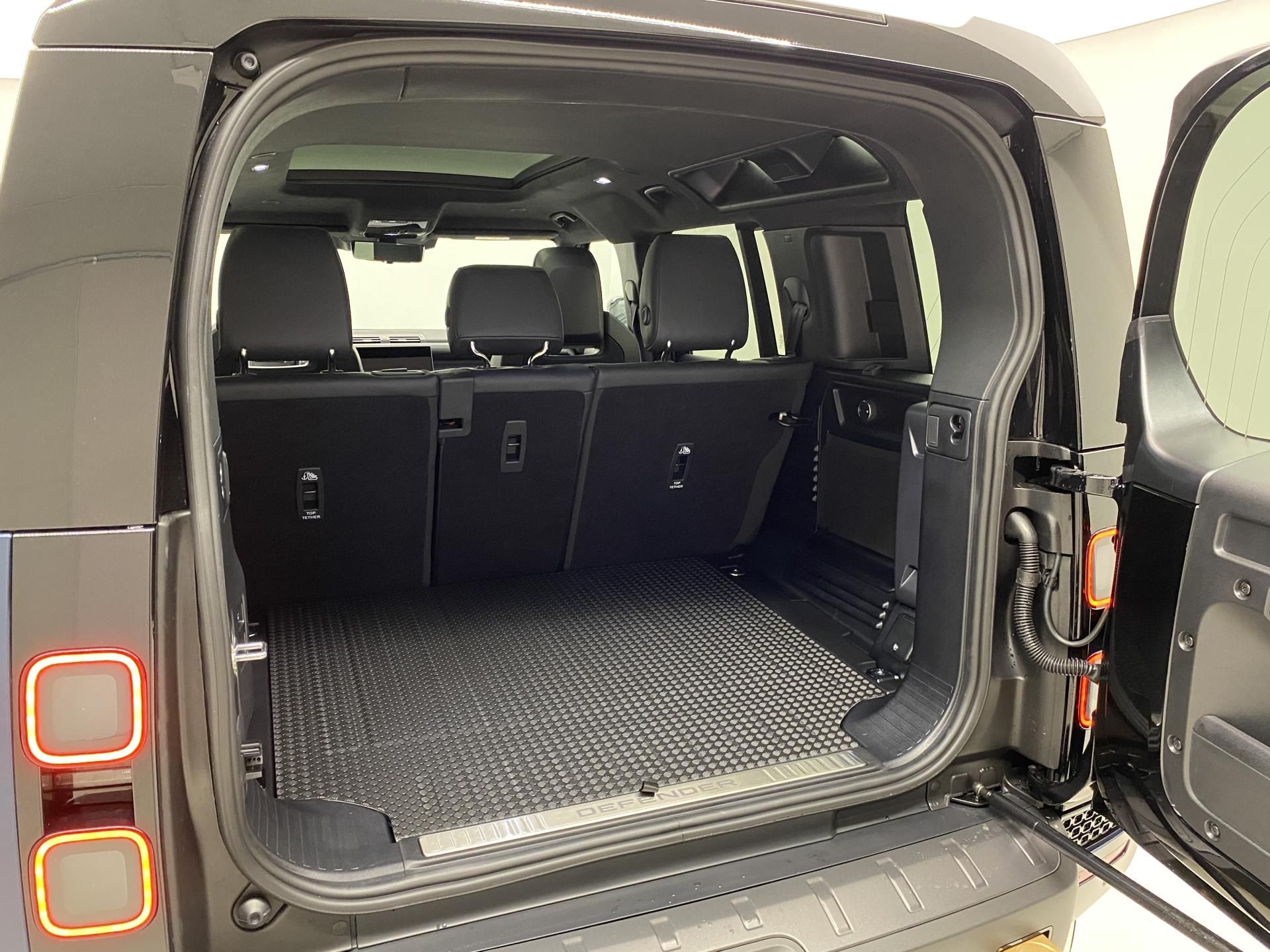 Land Rover Defender, OCTA P635 AWD AUT - fotka 5