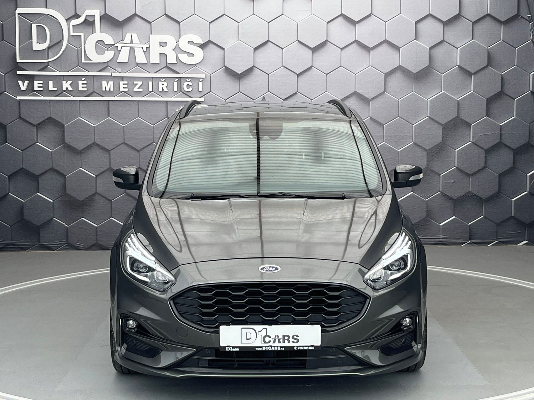 Ford S-MAX, 2.5 Duratec HEV ST-LINE - fotka 6