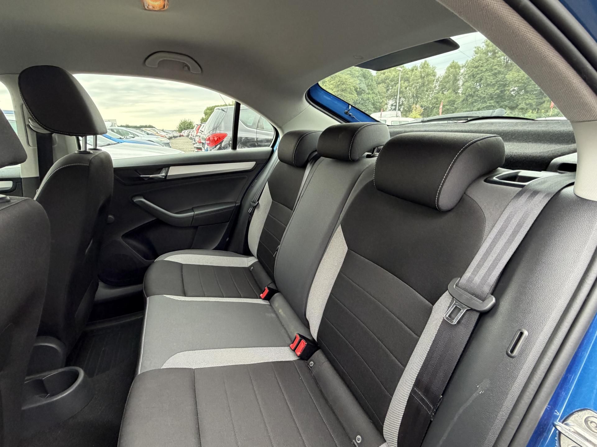 Škoda Rapid, 1.0 TSI DPH - fotka 5