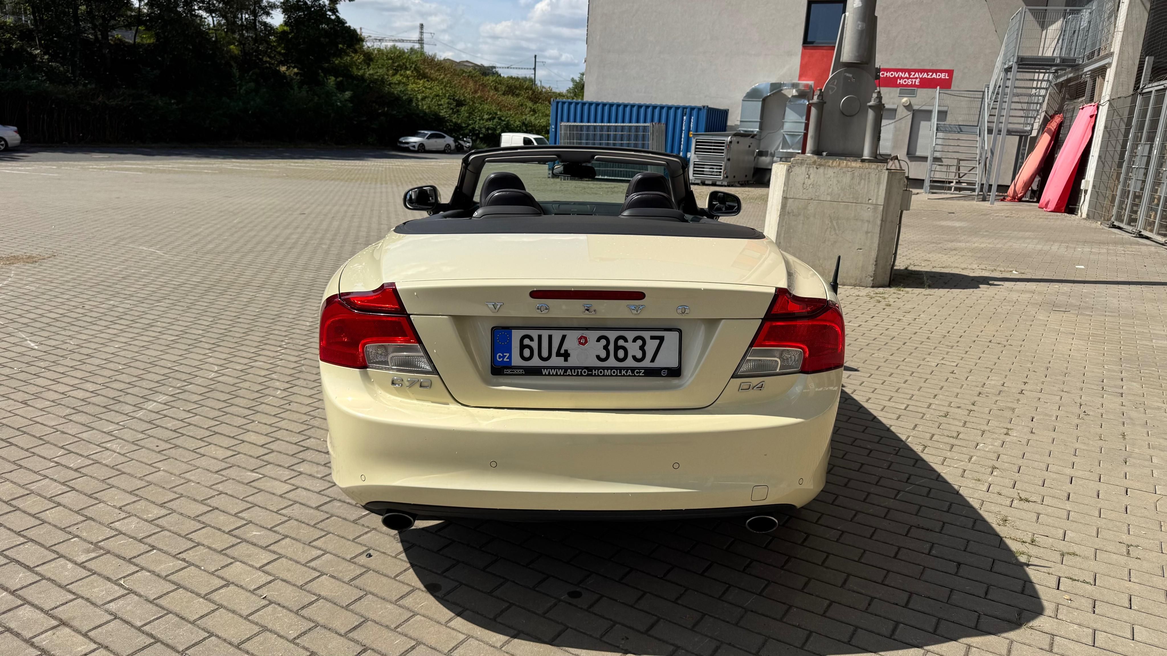 Volvo C70, Cabrio 2.0D4 130kw ČR původ - fotka 4