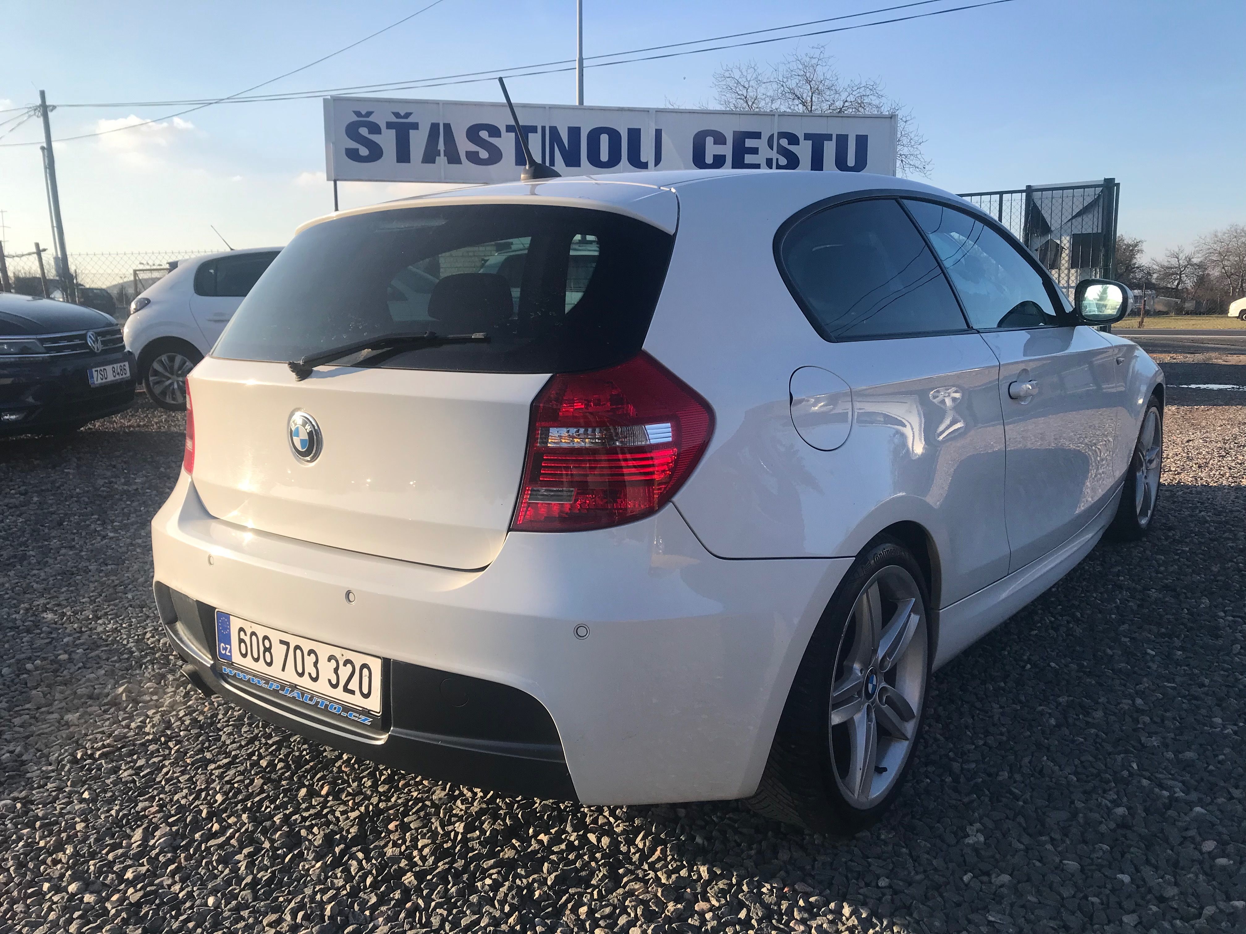 BMW Řada 1, 118 105 KW,M-PAKET,MAN,XENON - fotka 4