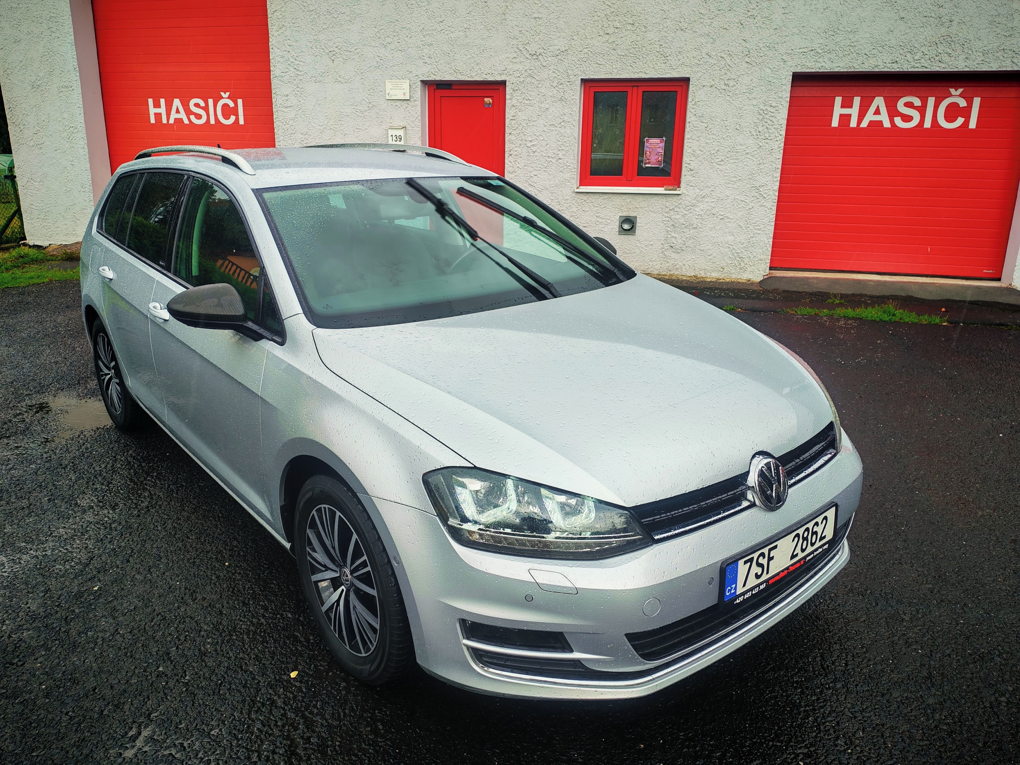 Volkswagen Golf, 1.6 TDi KOMBI ALLSTAR - fotka 6
