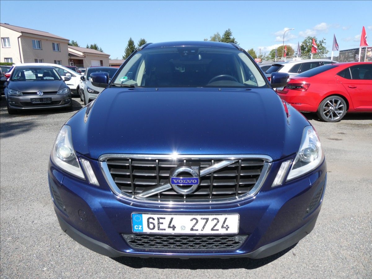Volvo XC60, 2,4 D5 Ocean Race AWD 158kW - fotka 2