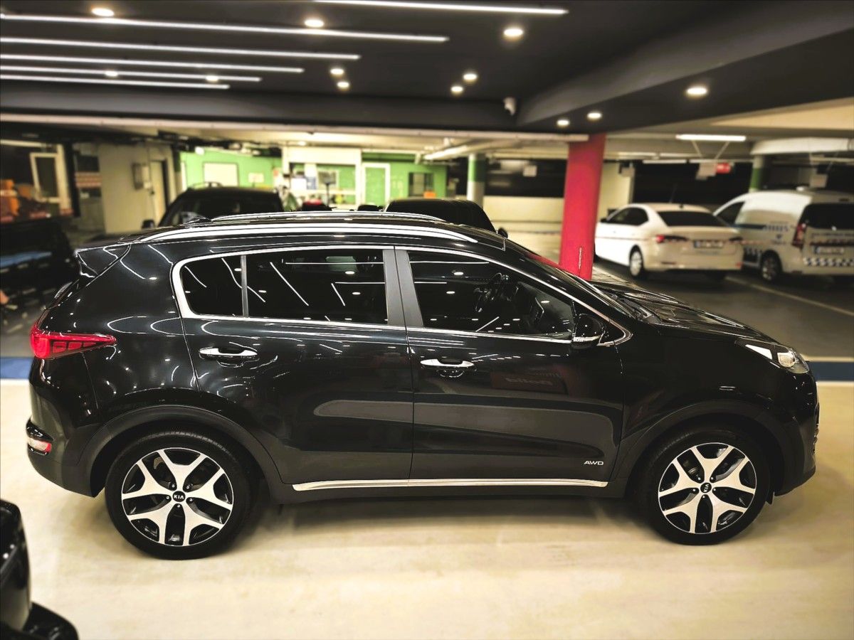 Kia Sportage, 1,6 T-GDI - GT LINE - fotka 4