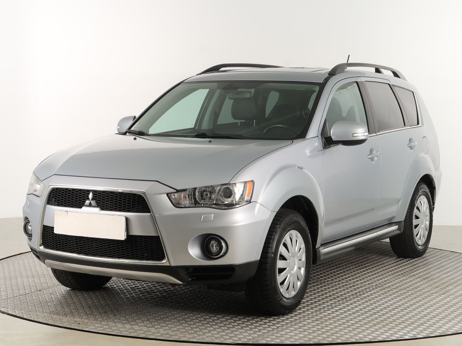 Mitsubishi Outlander, 2.2 DI-D, 4X4, Automat - fotka 3