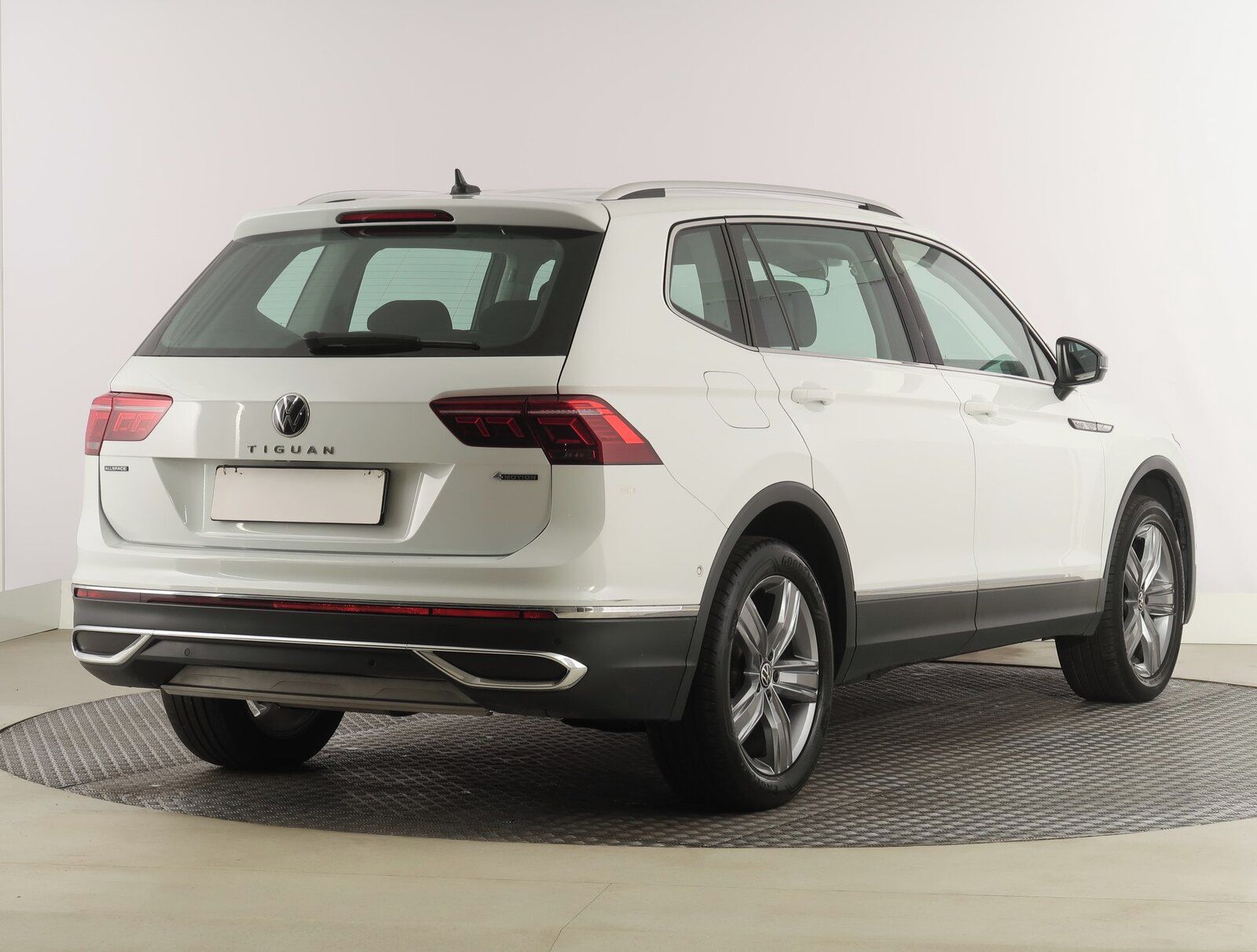 Volkswagen Tiguan Allspace, 2.0 TDI, Elegance, 4X4 - fotka 5