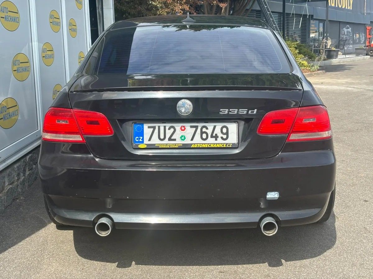BMW Řada 3, 3.0 335D - fotka 5
