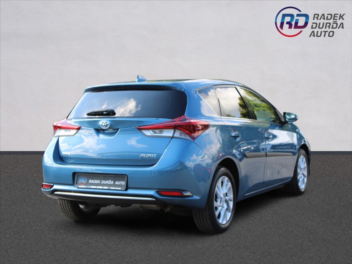 Toyota Auris, 1,6 i  NOVÉ V ČR,SERVIS - fotka 5