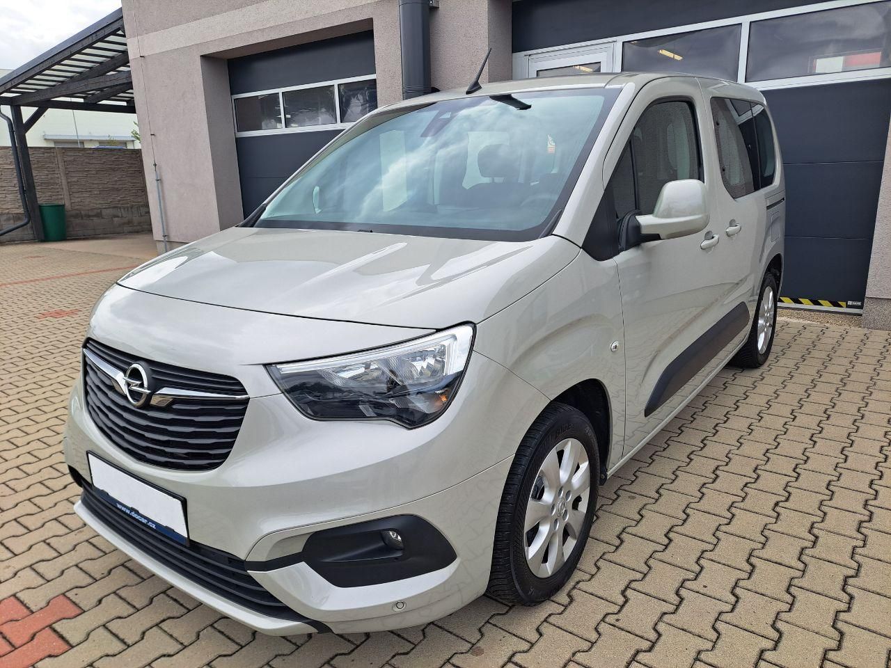 Opel Combo, 1.2 Life Edition, ZÁRUKA