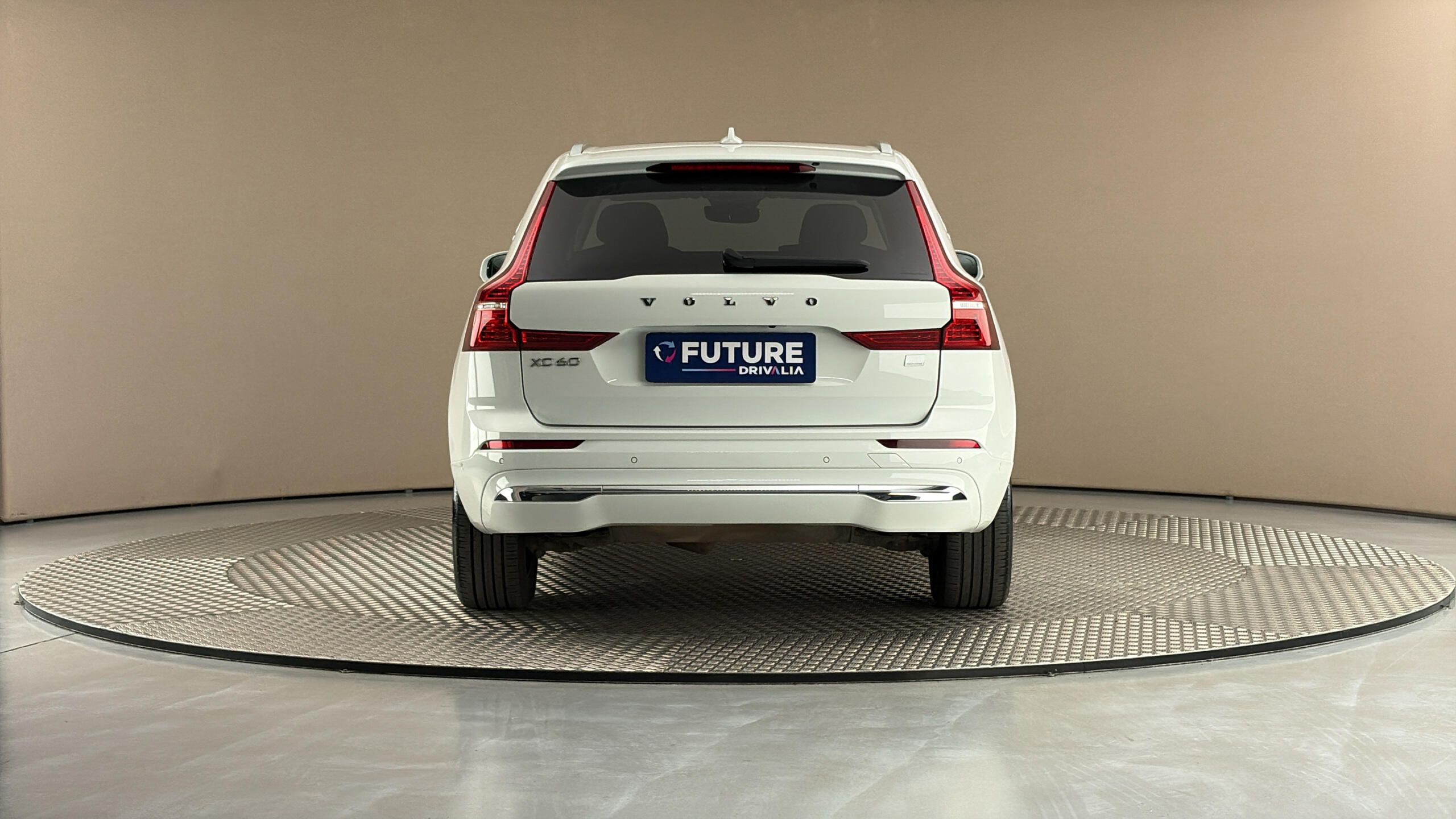 Volvo XC60, 2.0 T6 AUT AWD Recharge Inscri - fotka 5