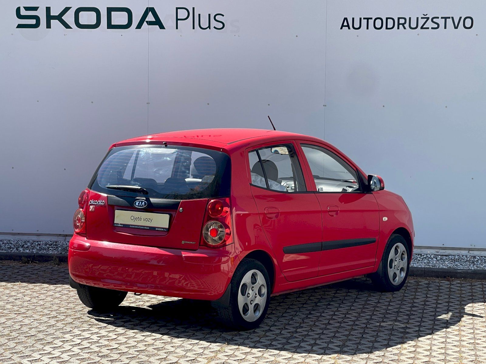 Kia Picanto, 1.0i / 45 kW - fotka 2