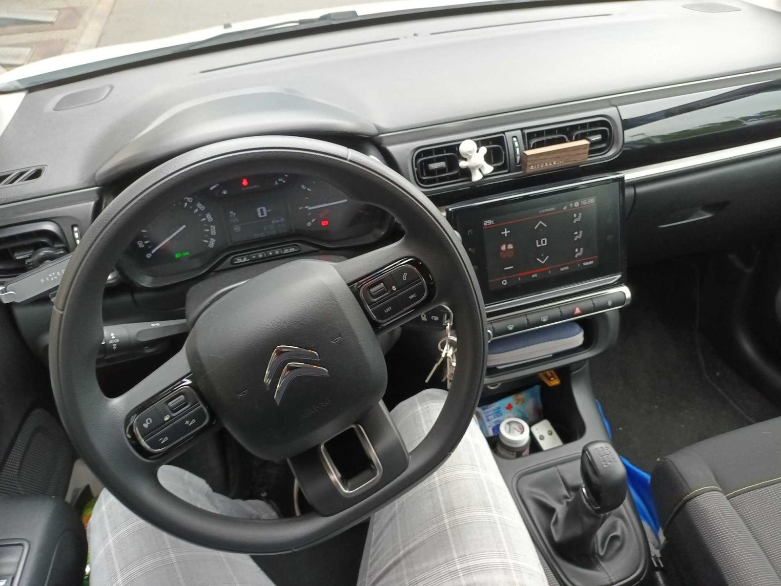 Citroën C3, 1.2 PureTech, ČR,1.maj - fotka 3