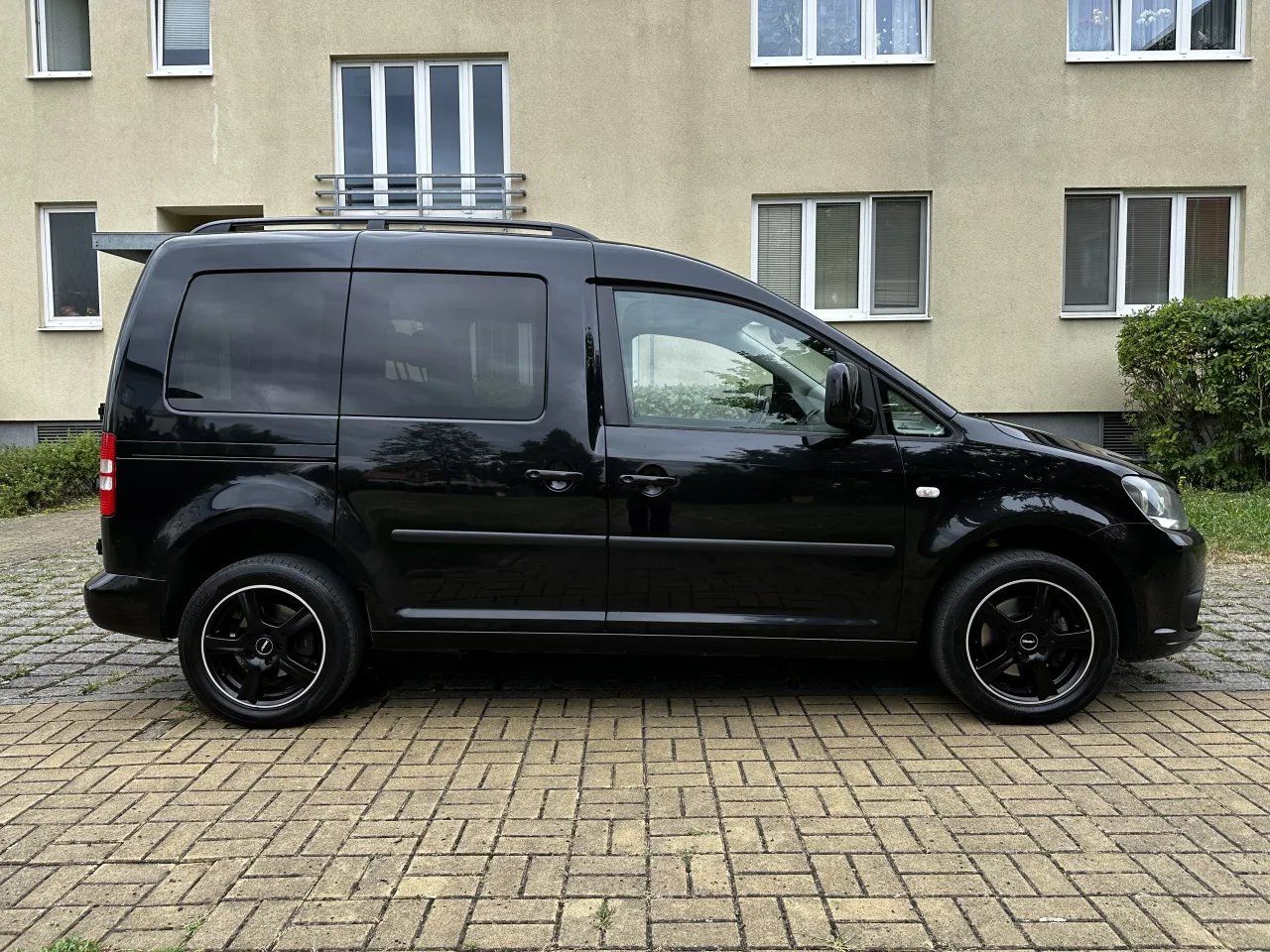 Volkswagen Caddy, 1.6 TDI 75kW Highline CarPlay - fotka 4