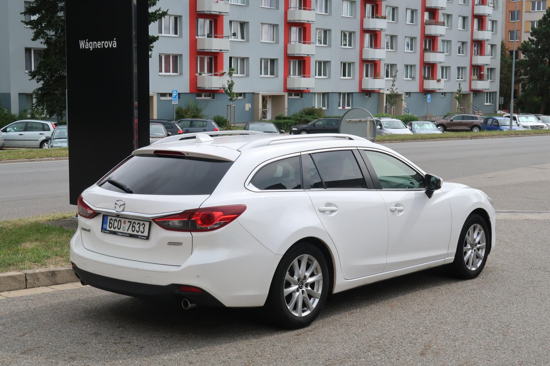 Mazda 6, WGN  2,2 D175 Revolution Navi - fotka 5