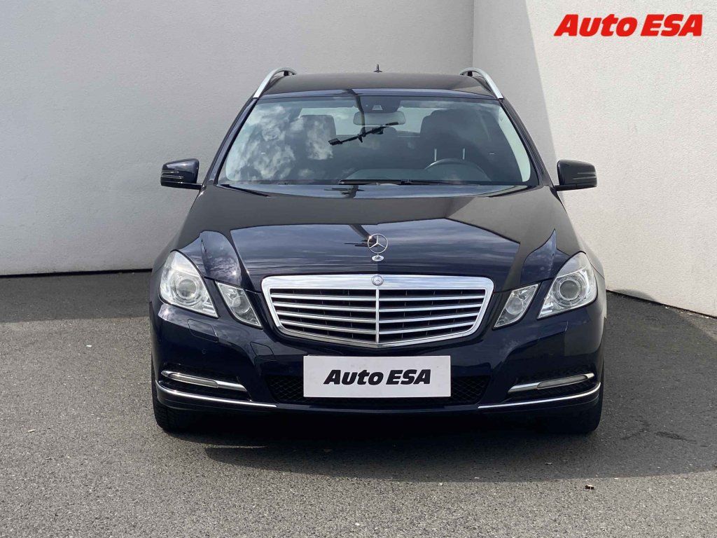 Mercedes-Benz Třídy E, 2.2 CDi E250,AT - fotka 2