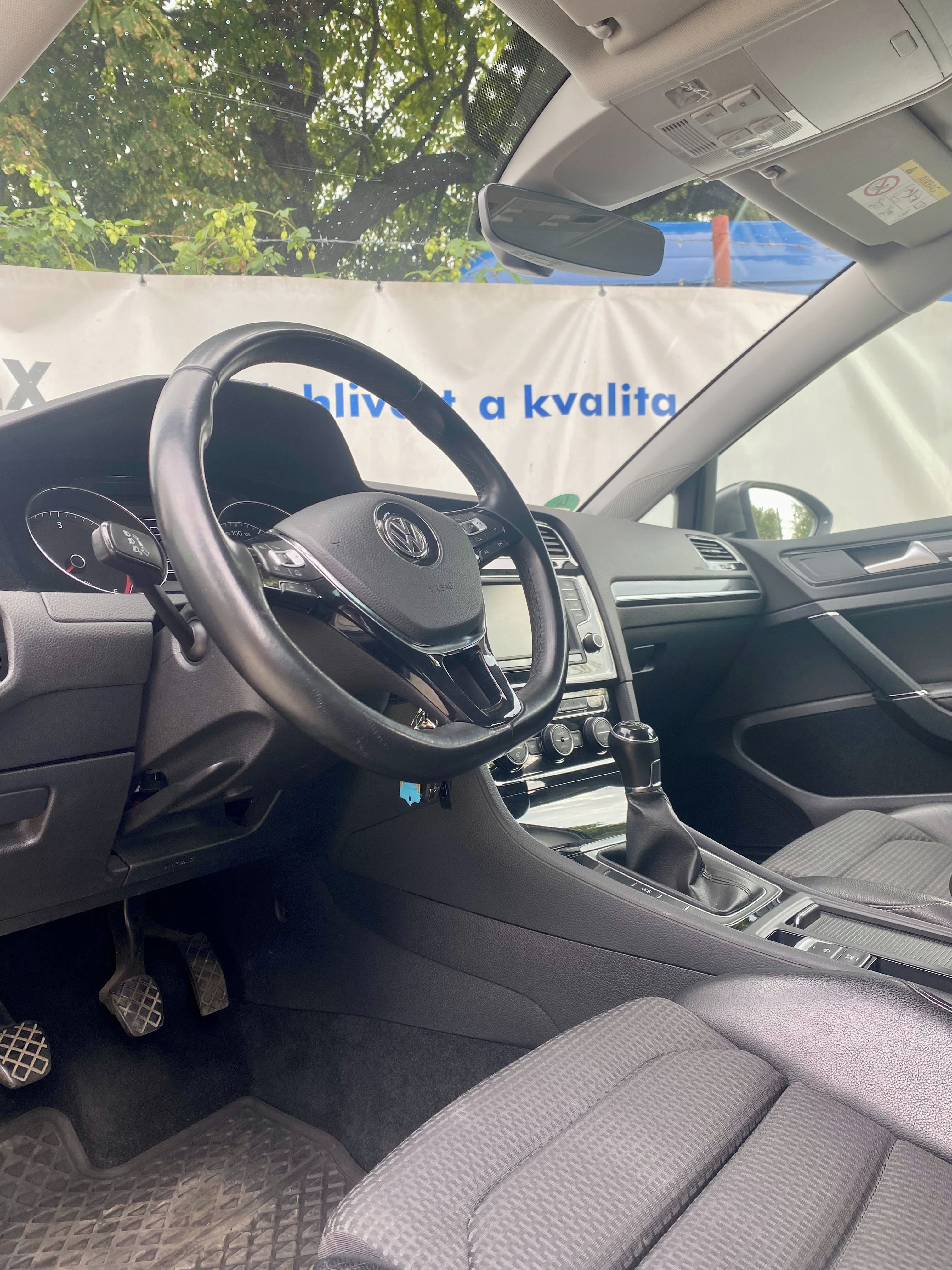 Volkswagen Golf, 2.0 TDI, 100 kW, KOMBI, KAMERA - fotka 6