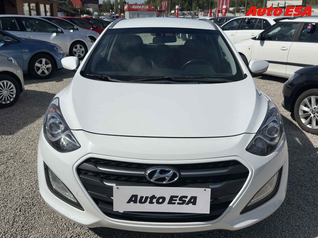 Hyundai i30, 1.6 - fotka 2