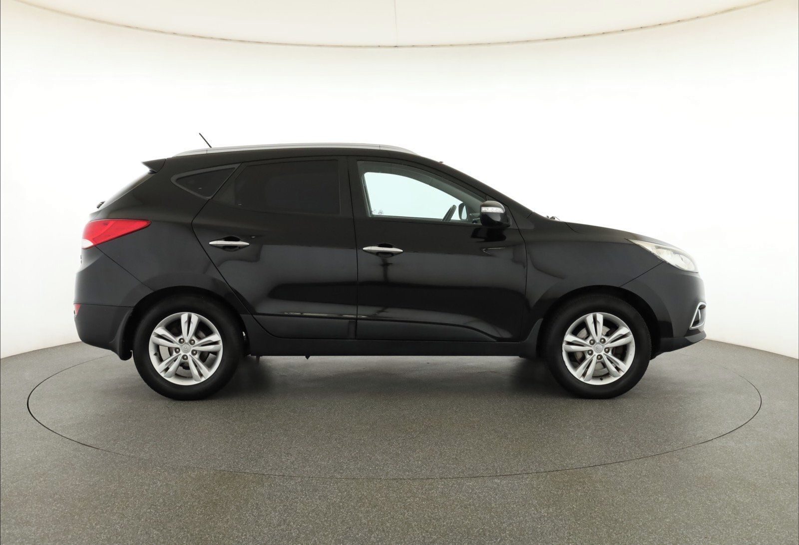 Hyundai ix35, 1.7 CRDi, Tažné - fotka 6