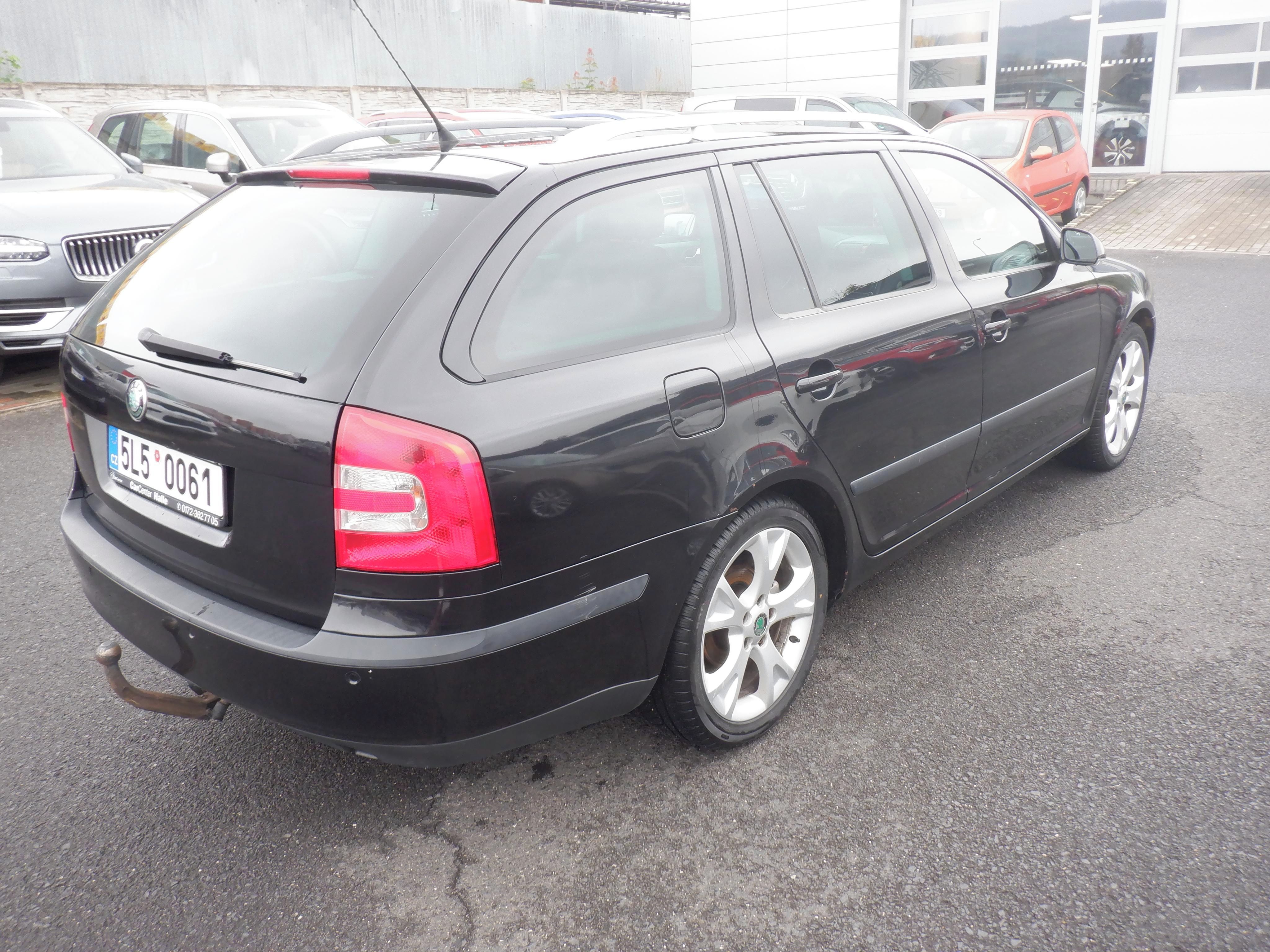 Škoda Octavia, 1.8 TSI Elegance - fotka 5