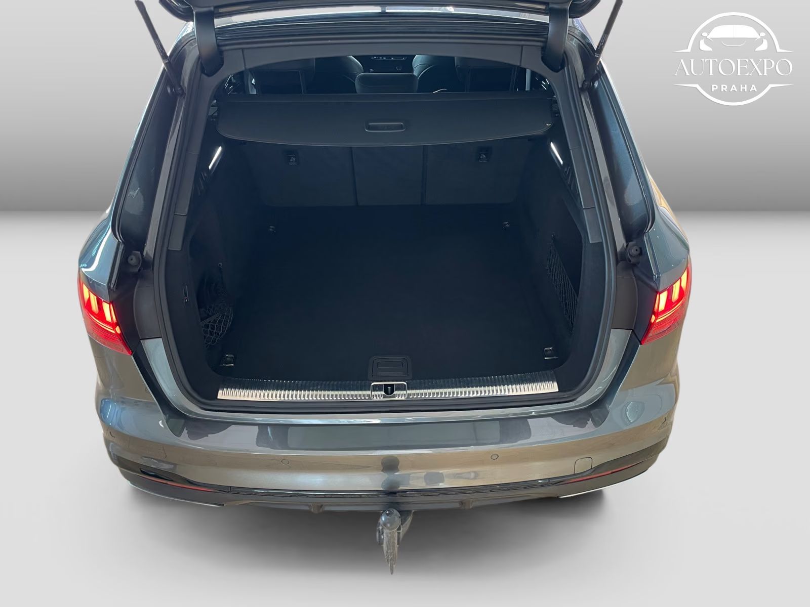 Audi A4, Avant 40TDI quattro*S-line* - fotka 5