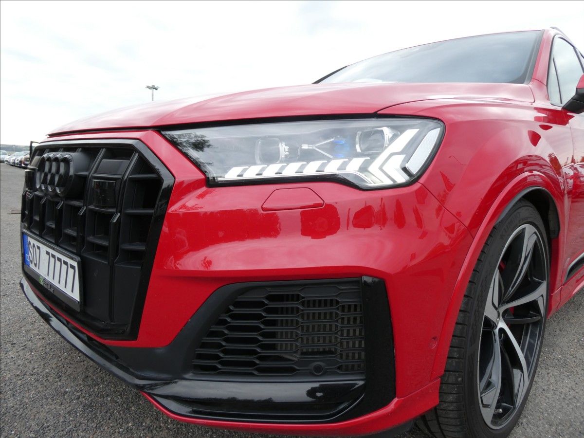 Audi SQ7, 4,0 TDi V8 320kWwebasto,matrix - fotka 4