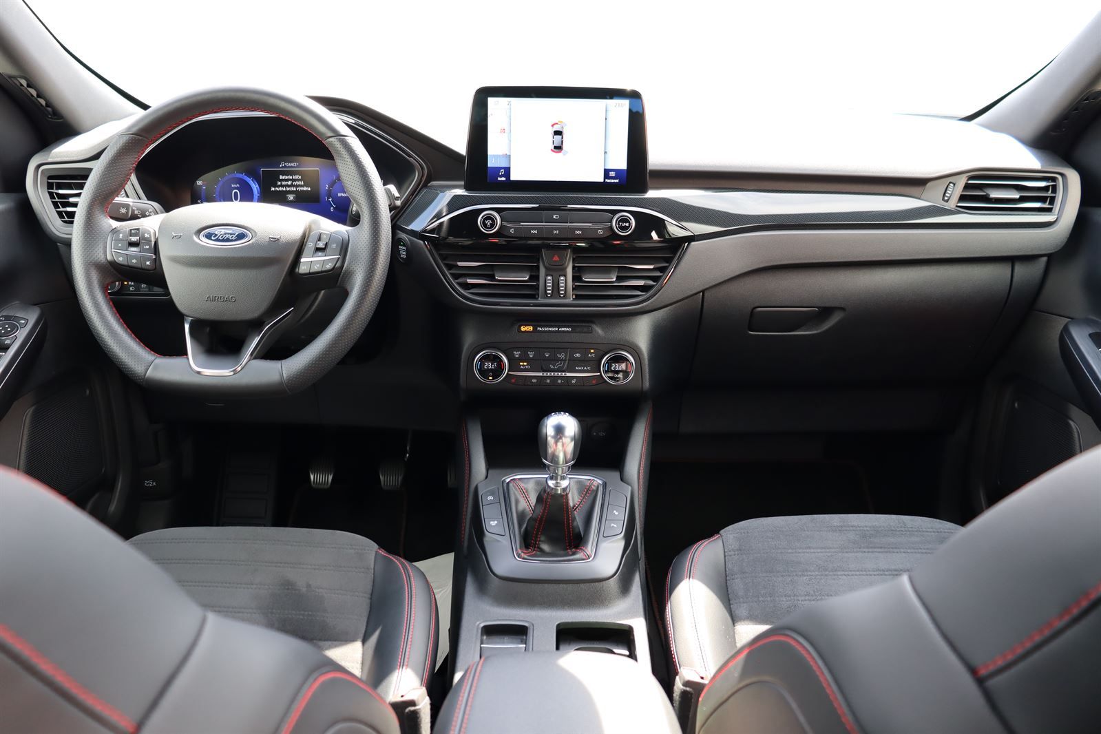 Ford Kuga, 1.5 EcoBoost ST-Line X - fotka 3