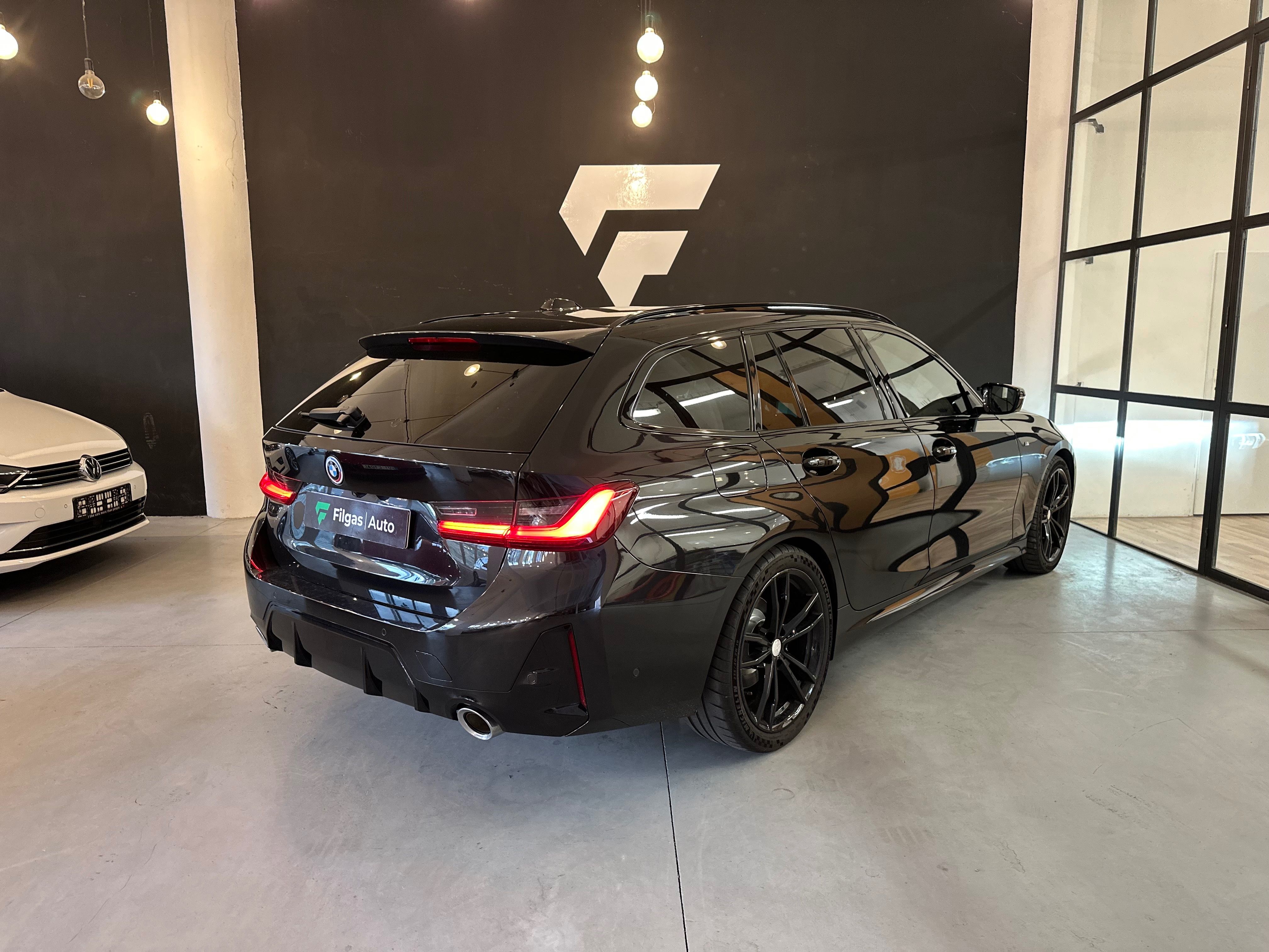 BMW Řada 3, 320d xdrive m sport all black - fotka 2