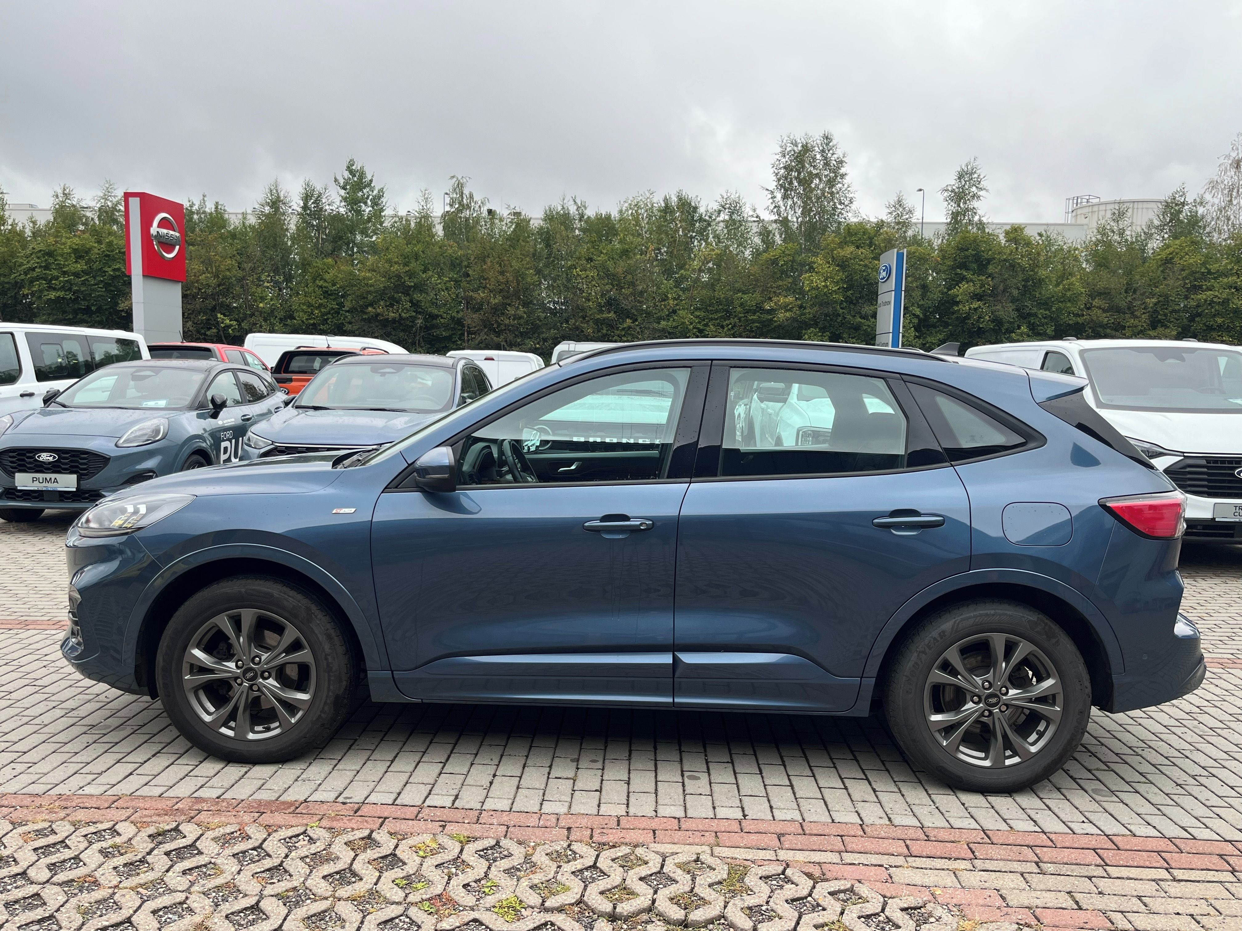 Ford Kuga, 2.5 Duratec 140 kW ST-Line - fotka 2