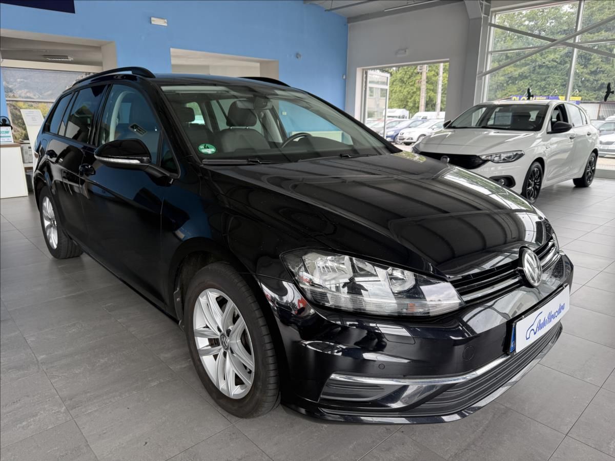 Volkswagen Golf, 1,6   TDI 85kW,1.MAJ,SERVISKA