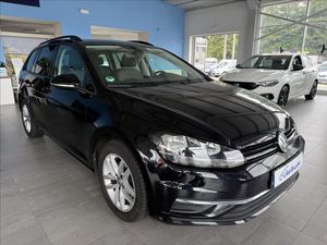 Volkswagen Golf, 1,6   TDI 85kW,1.MAJ,SERVISKA