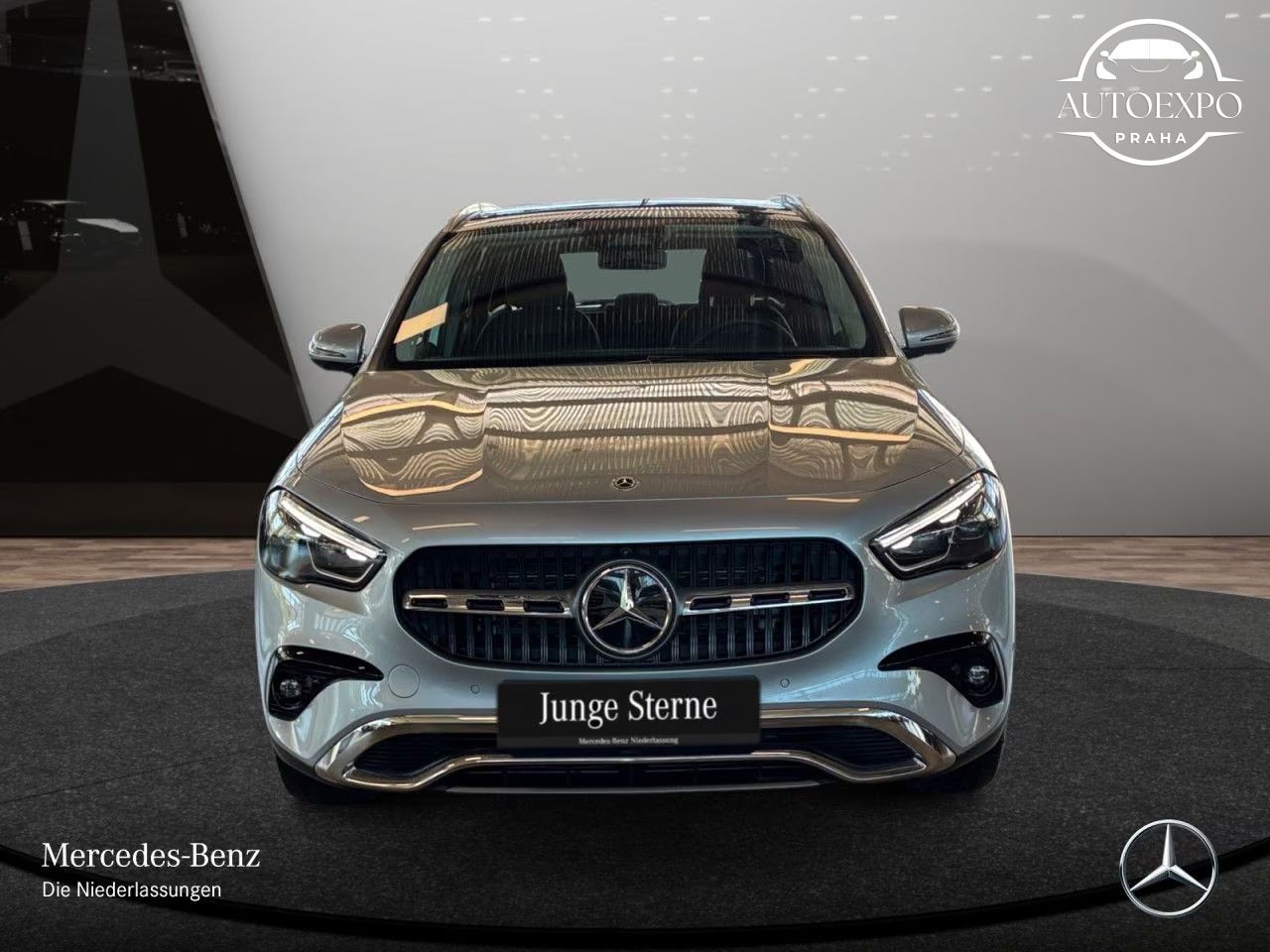 Mercedes-Benz GLA, 250e*PANORAMA*KŮŽE*360°KAMERA - fotka 2
