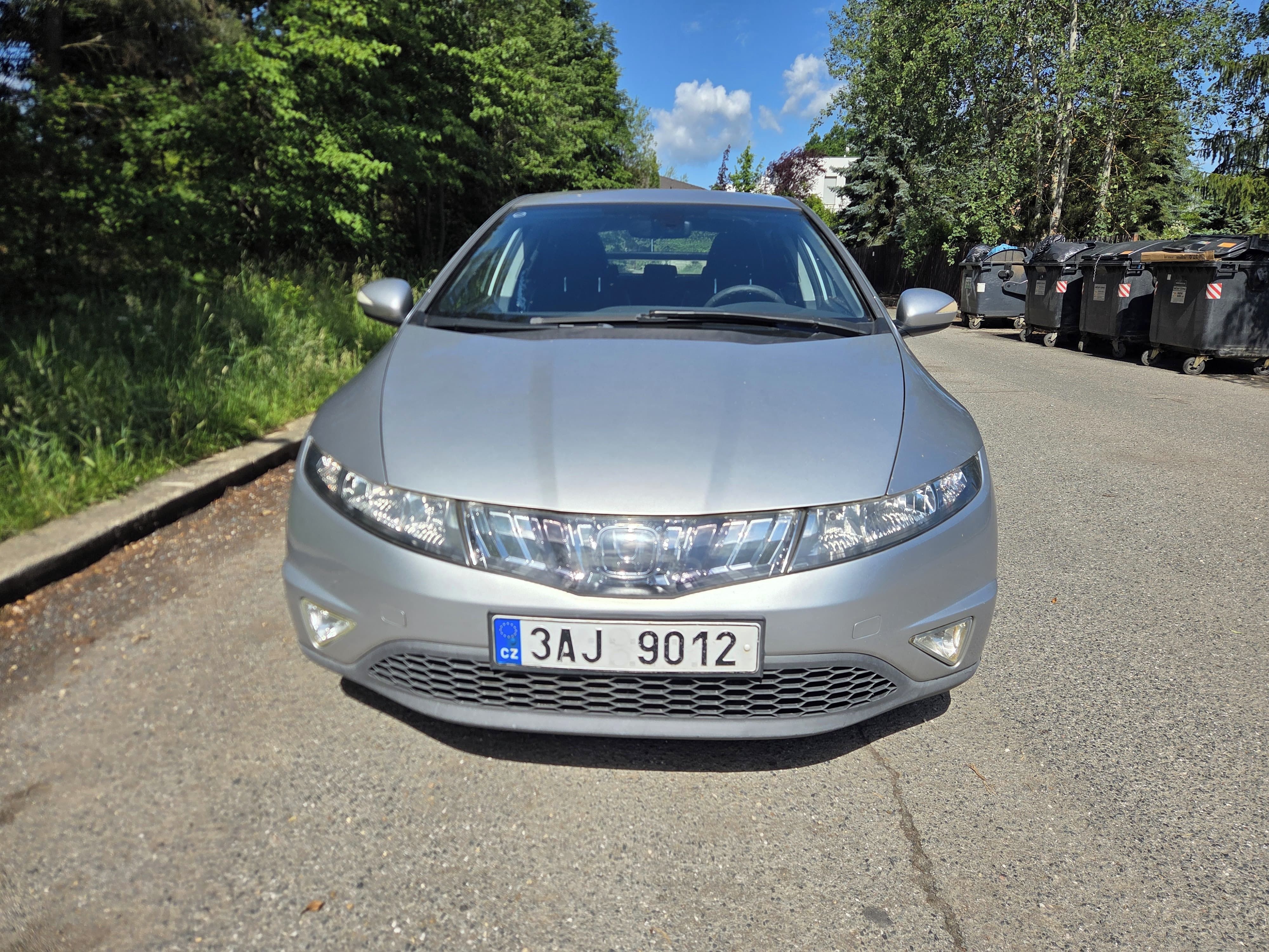 Honda Civic, 1.8 V-Tec 103kw - fotka 2