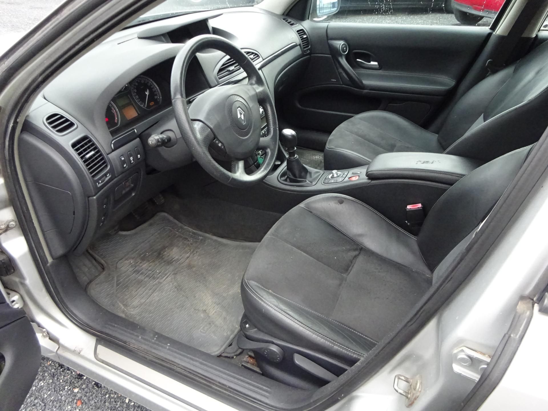 Renault Laguna, 2.0dCi 110kW KŮŽE SERVIS DPH - fotka 4