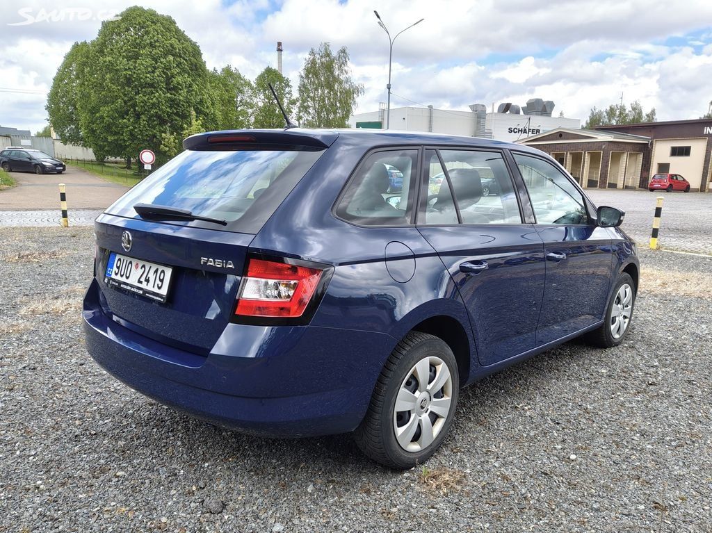 Škoda Fabia, 1,2 TSi 66kw,po 1.majit.nehav. - fotka 5