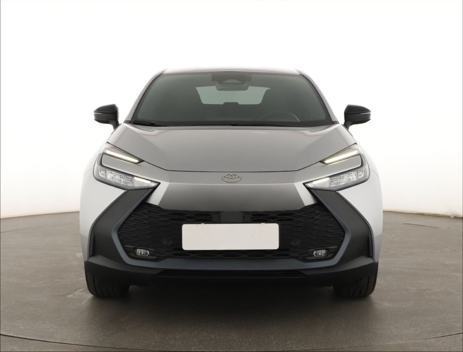 Toyota C-HR, 2.0 Plug-in, Záruka, Automat - fotka 2