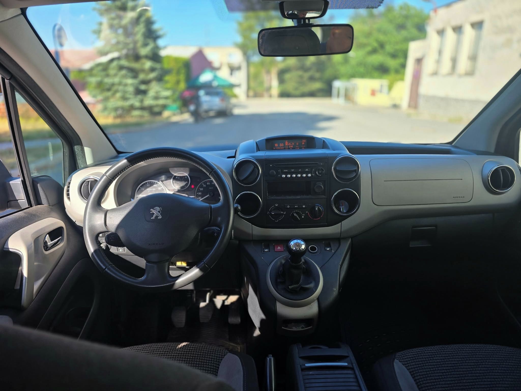 Peugeot Partner, Partner Tepee 1.6HDI 84kw - fotka 5