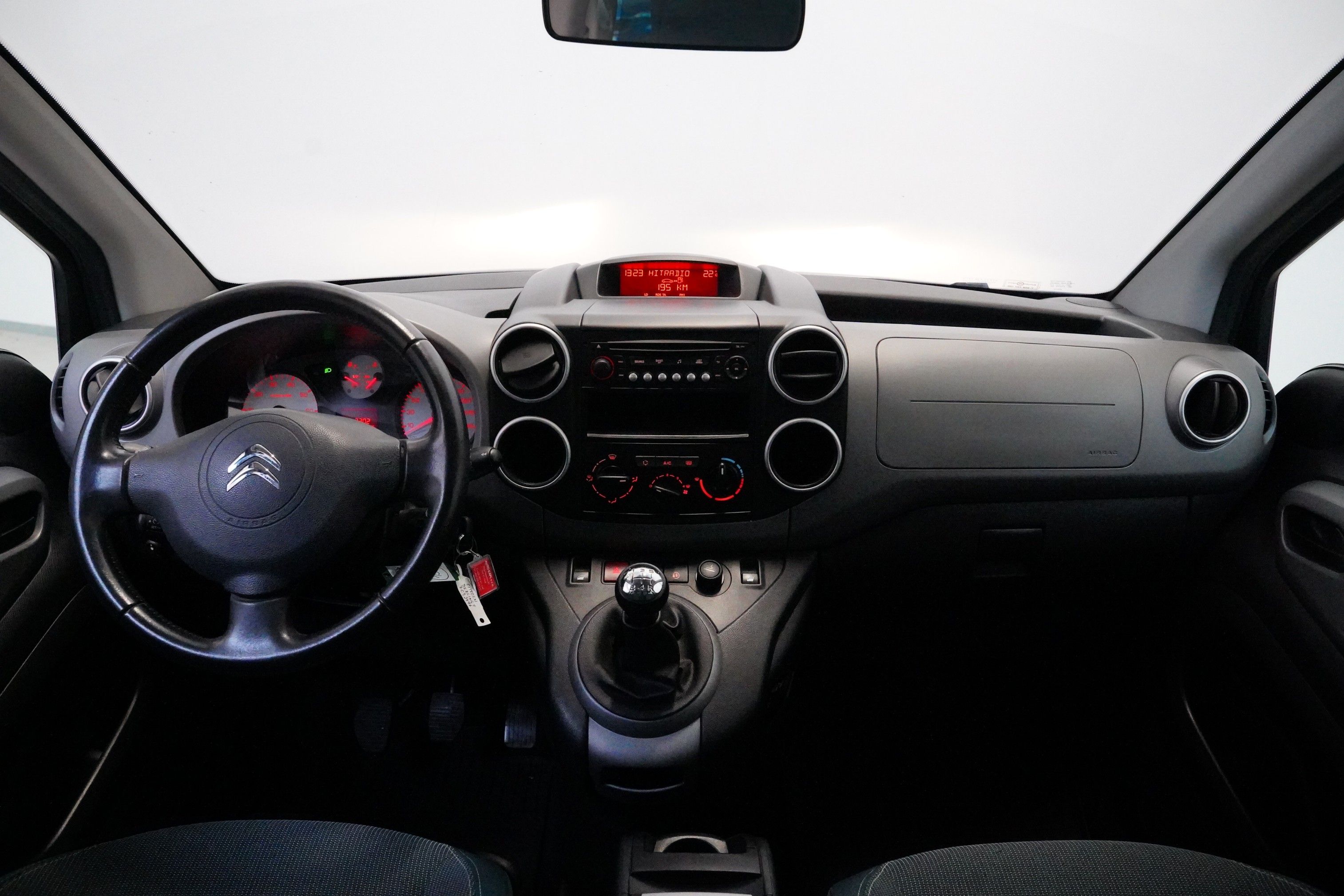 Citroën Berlingo, 1.6 HDI 73 kW Shine - fotka 6