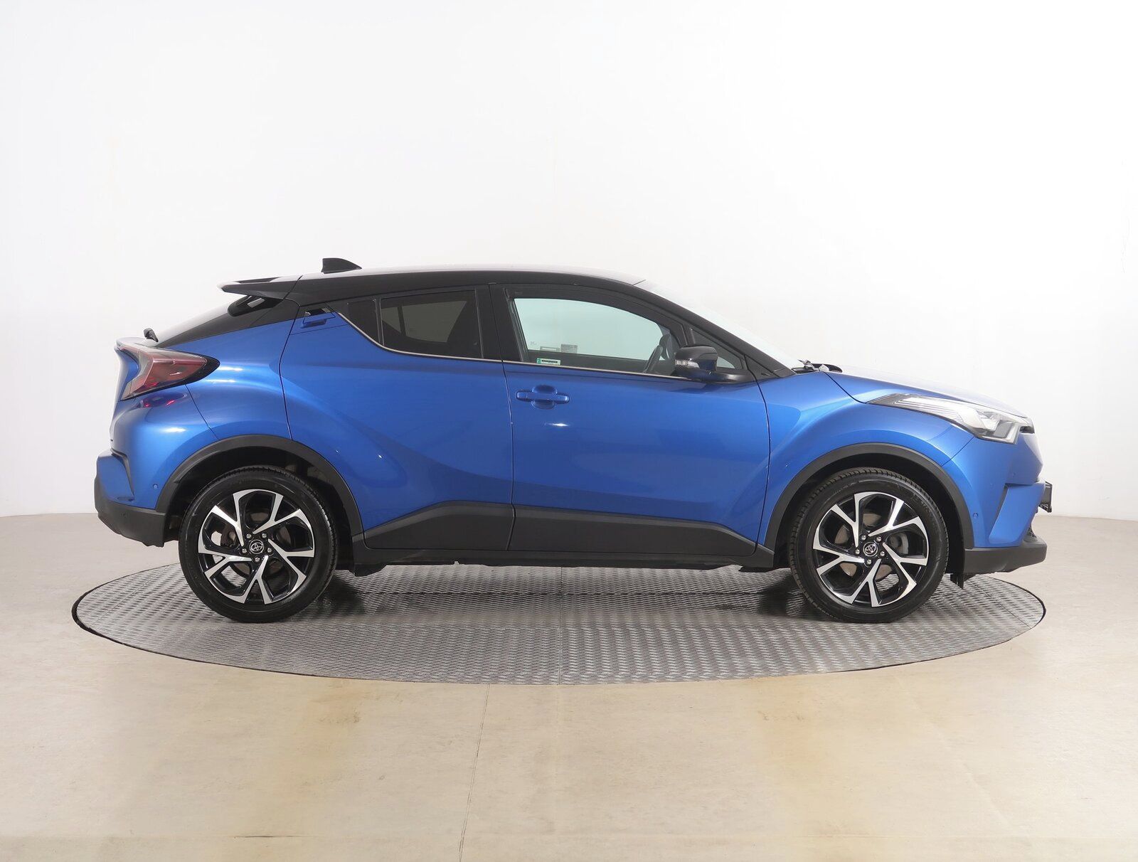 Toyota C-HR, 1.2 Turbo, Selection - fotka 6