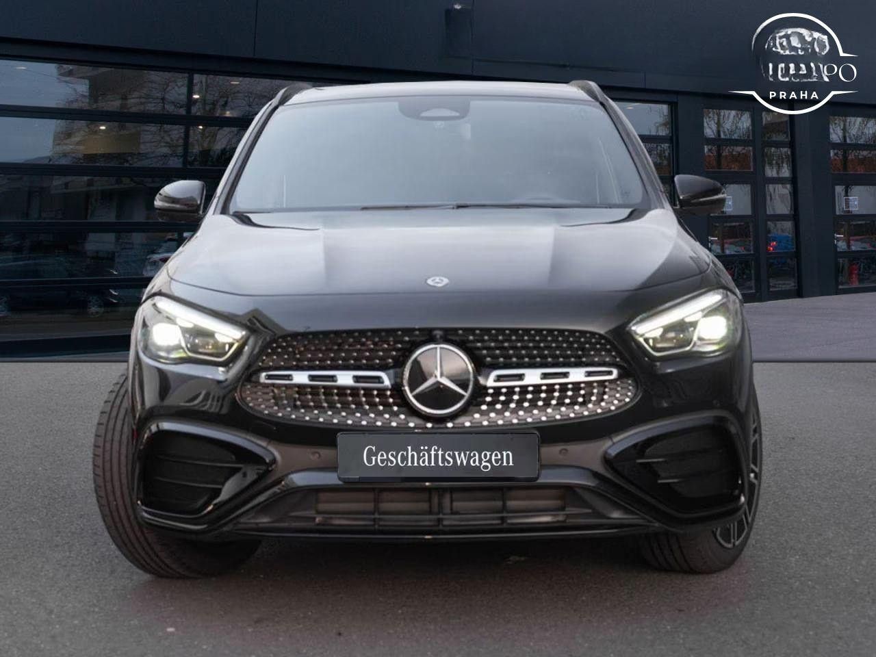 Mercedes-Benz GLA, 220d 4MATIC AMG Night*Panorama - fotka 2
