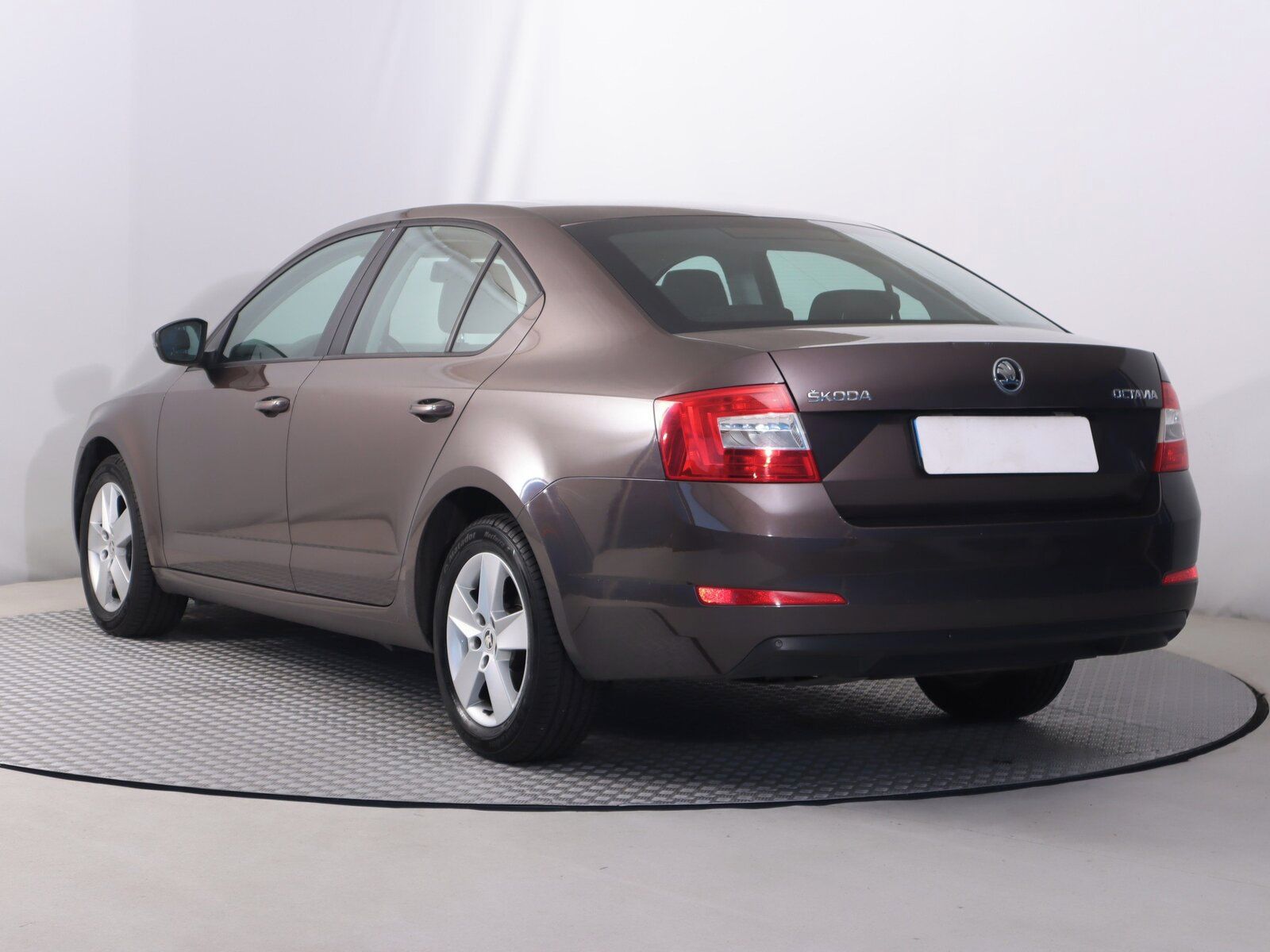 Škoda Octavia, 1.6 TDI, Ambition, Serv.kniha - fotka 4