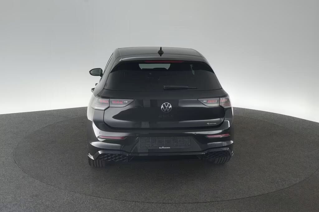 Volkswagen Golf, VIII 2.0 TSI DSG 4M R-Line - fotka 6