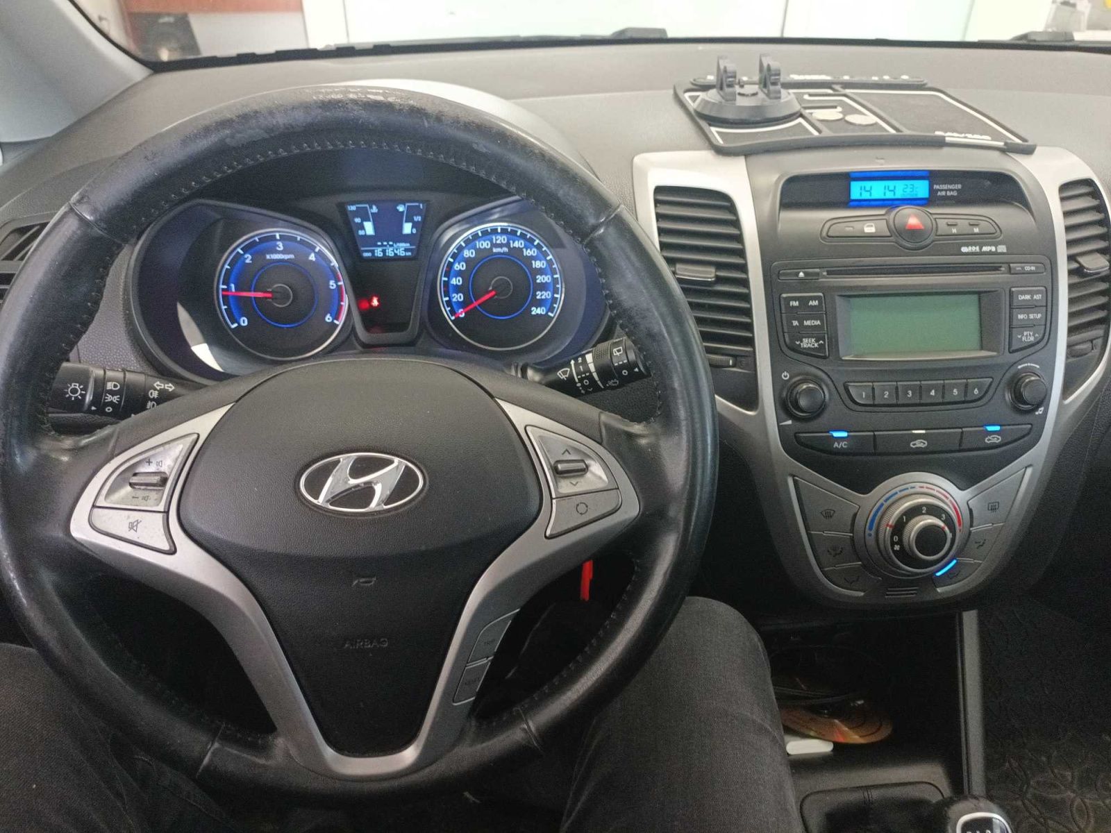 Hyundai ix20, 1.4 CRDi, Parkovací asistent - fotka 3