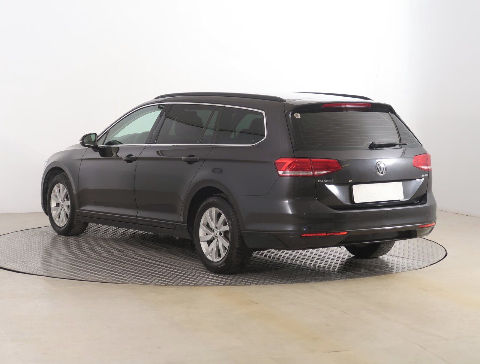 Volkswagen Passat, 2.0 TDI, Automat, Serv.kniha - fotka 4