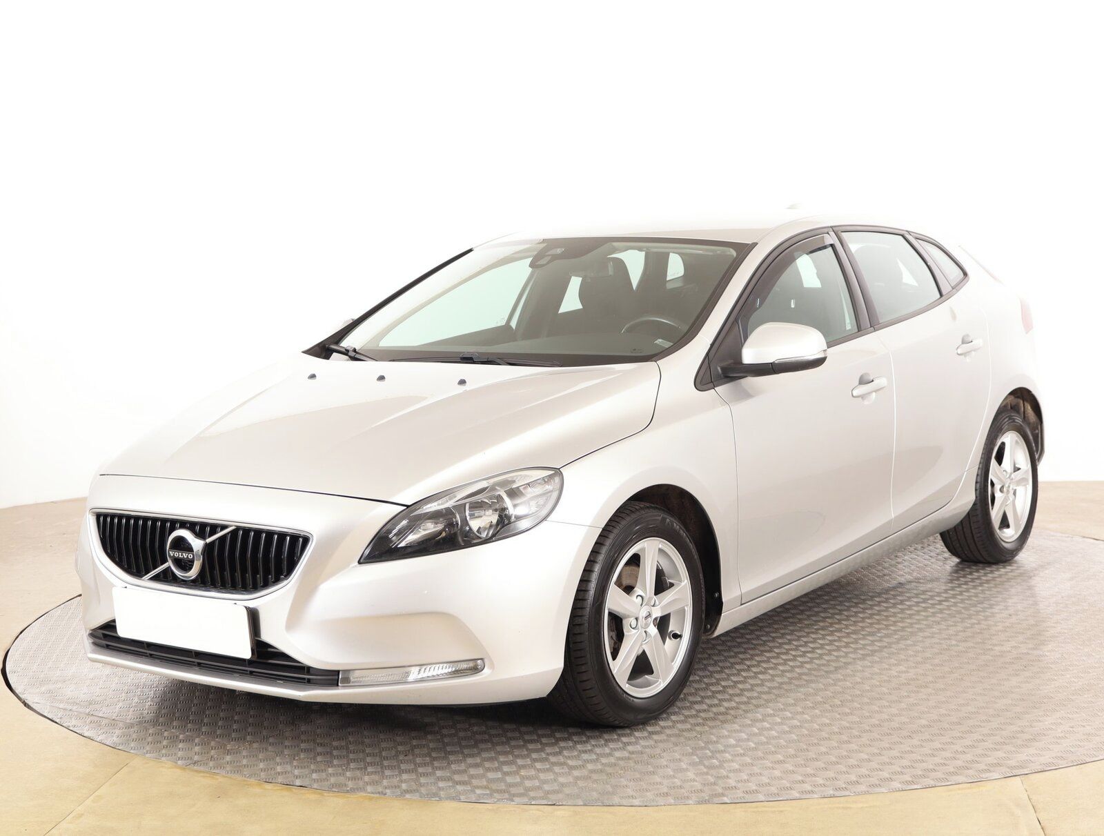 Volvo V40, 2.0 D2, Serv.kniha - fotka 2