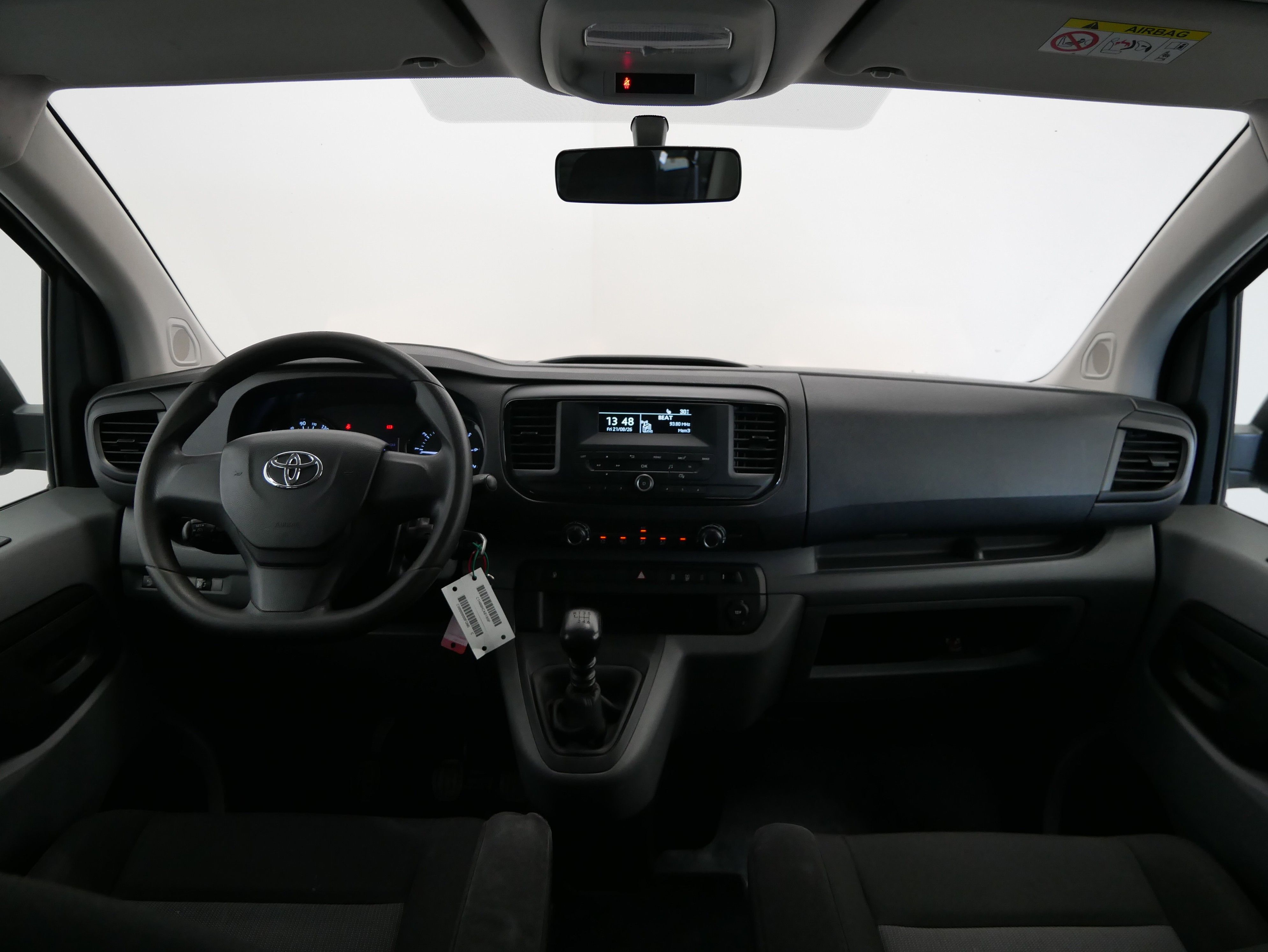Toyota Proace, 1.5D 88 kW 8 míst - fotka 5