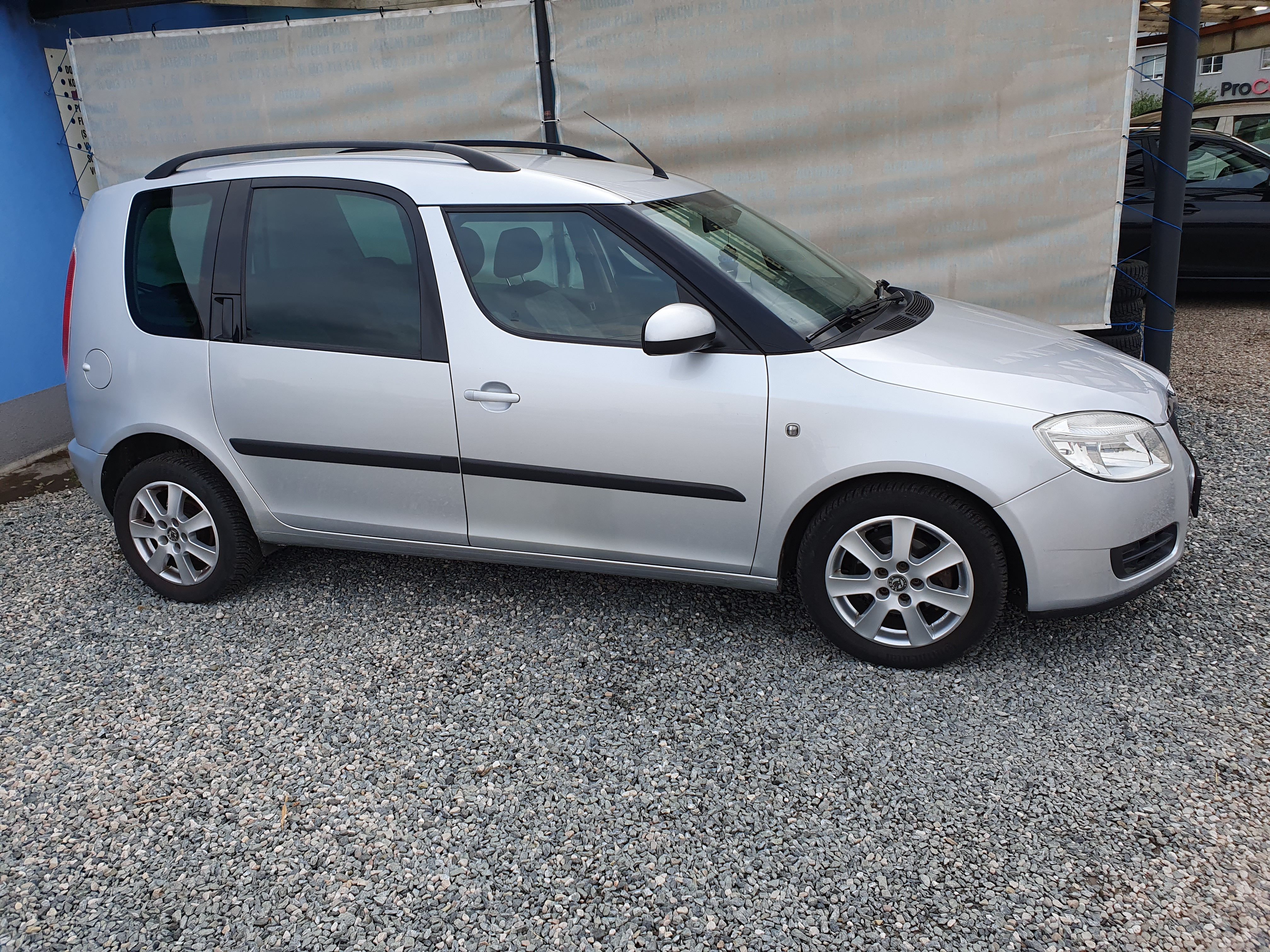 Škoda Roomster, 1.4 MPI 63 KW - fotka 2